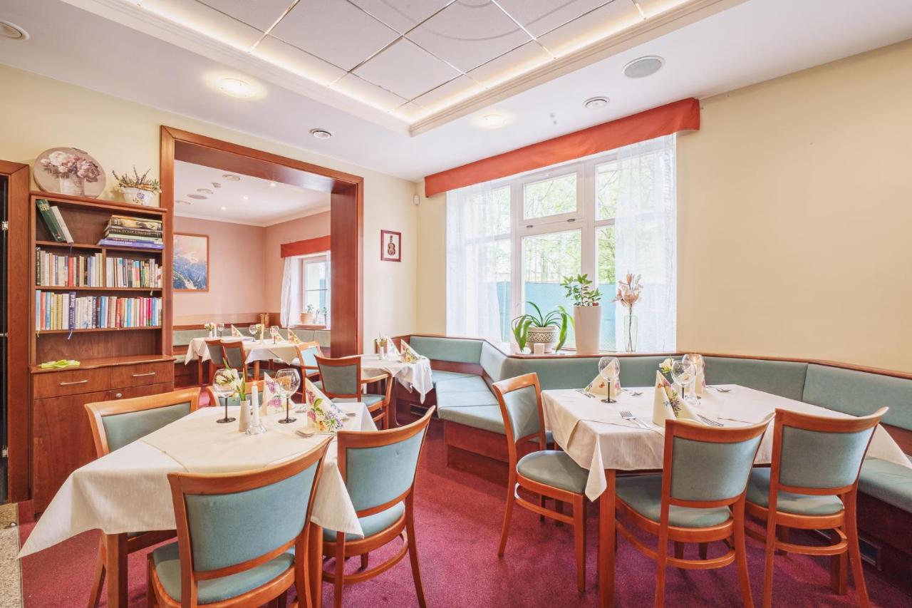 Francis Spa Hotel Františkovy Lázně Kültér fotó