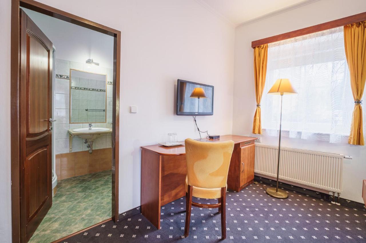 Francis Spa Hotel Františkovy Lázně Kültér fotó